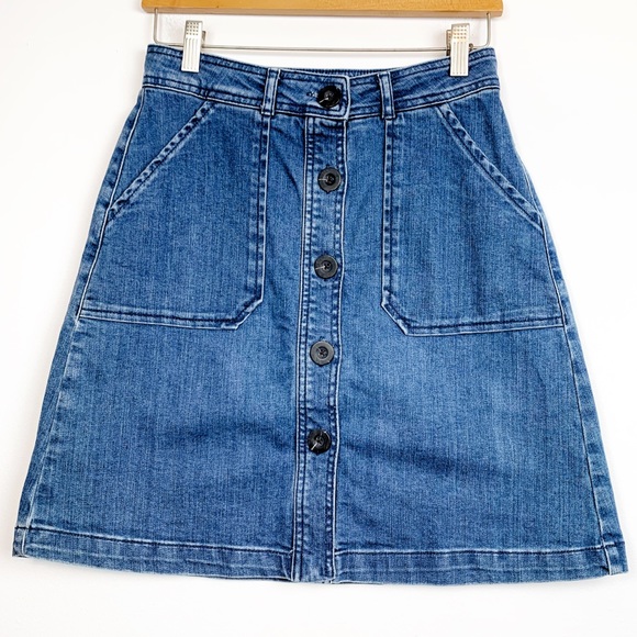 Boden Dresses & Skirts - Boden Button Front Denim Skirt With Pockets 4R